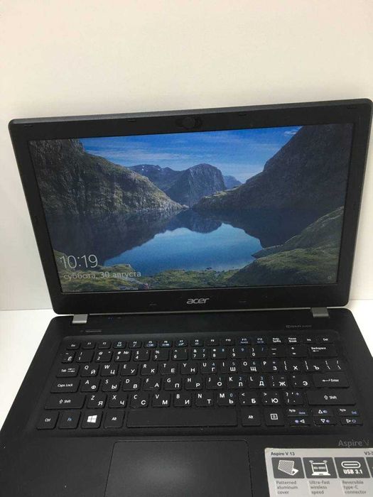 Ноутбук Acer V3-372-P7W0