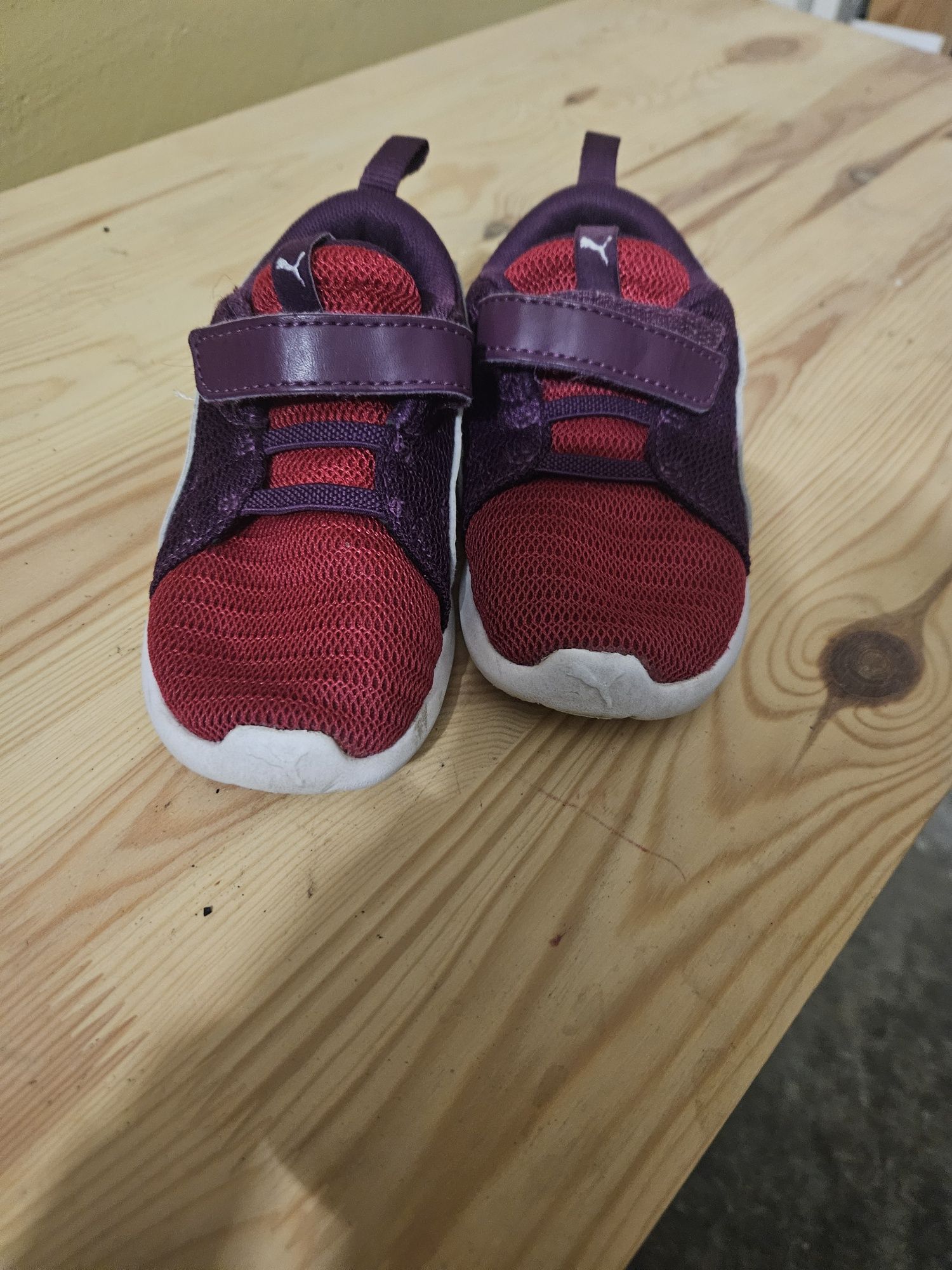 Adidasy czerwone Puma 24