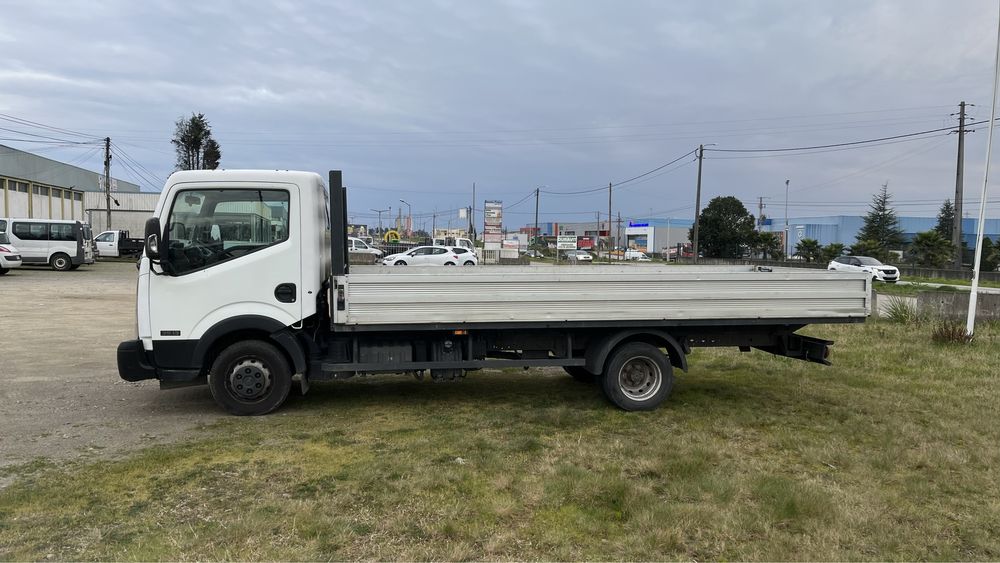 Nissan Cabstar NT400