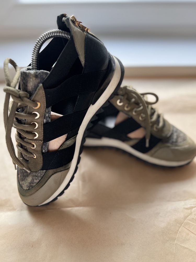 Elisabetta Franchi sneakersy r.37