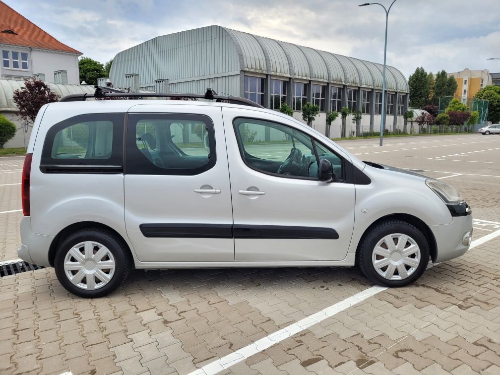 Ładny Citroen Berlingo Lift 1.6 eHdi 92km-2013 rok-Klima-Salon PL