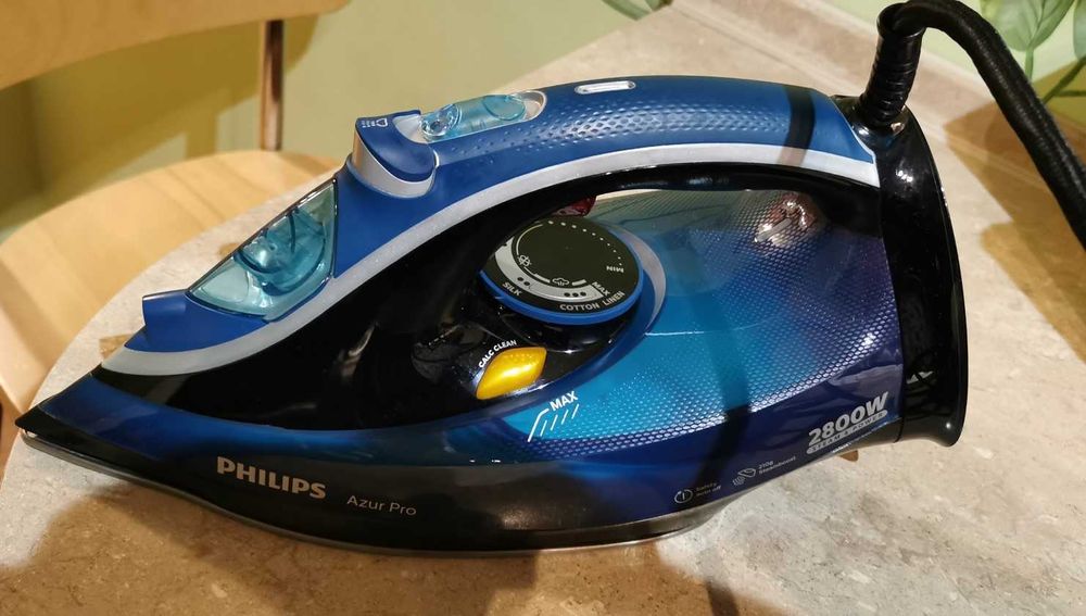 Żelazko Philips Azur Pro GC4881 niebieskie