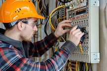 Elektryk – lokalne usługi elektryczne, solidnie i w przystępnej cenie!