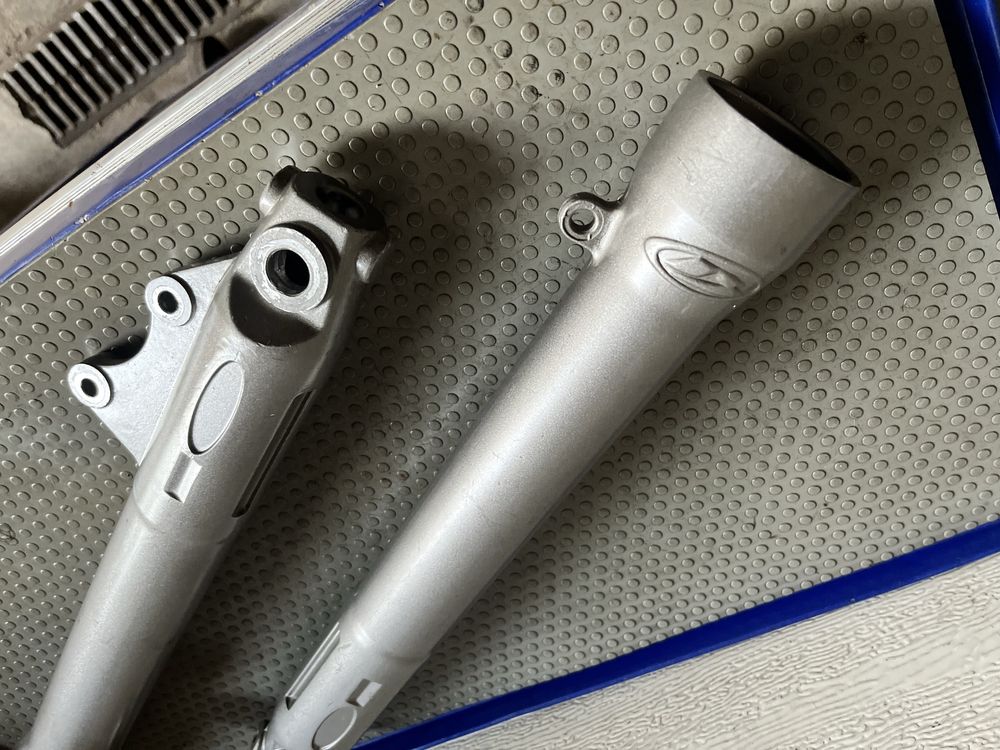 Lagi Golenie zawieszenia  ruru beta rr 50 rieju sherco