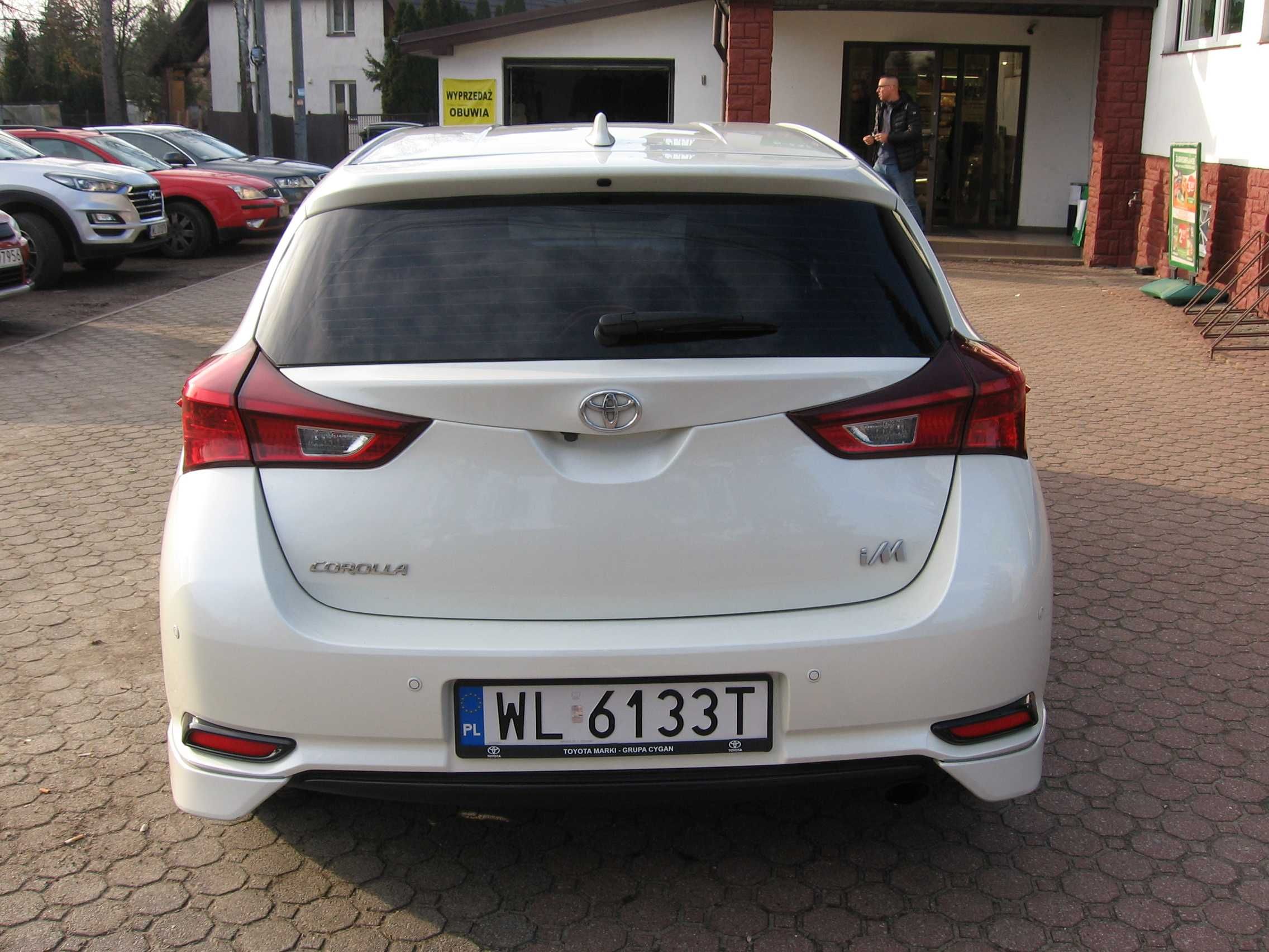 Toyota corolla iM w stanie idealnym -perełka