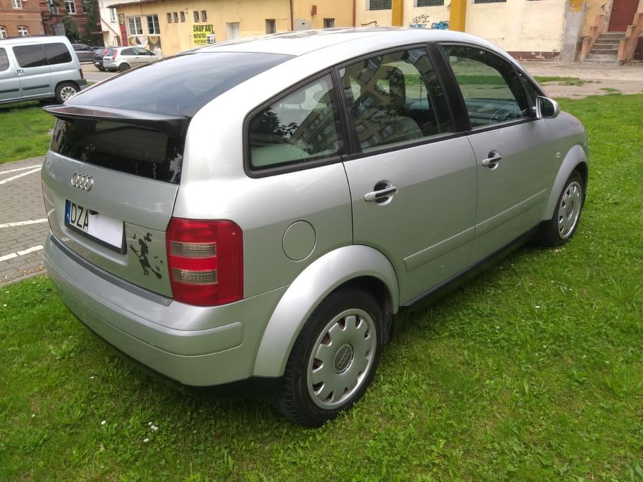 Audi A2 1.6 Benzyna 2002 r ekonomiczny KLIMA Serwisowany