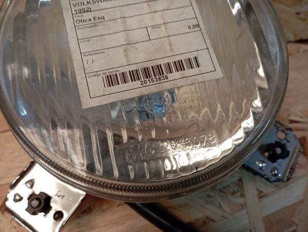 Ótica / farol esquerda VOLKSWAGEN Golf II (19E, 1G1)