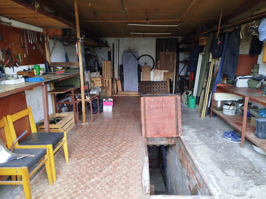 Гараж. м Городня.