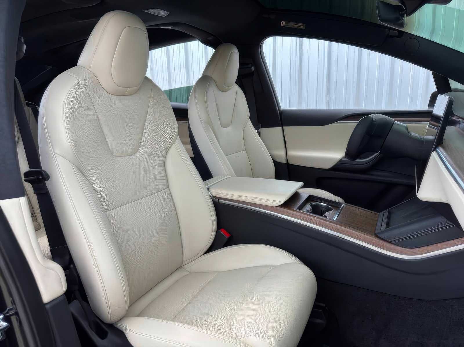 2022 Tesla Model X AWD