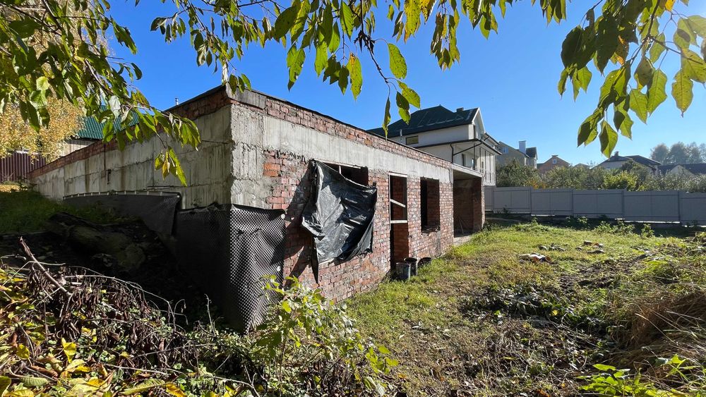 Продається VIP ділянка,м-н Обрій з фундаментом під сучасний котедж. HH