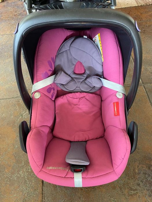 Carrinho Bébé Menina