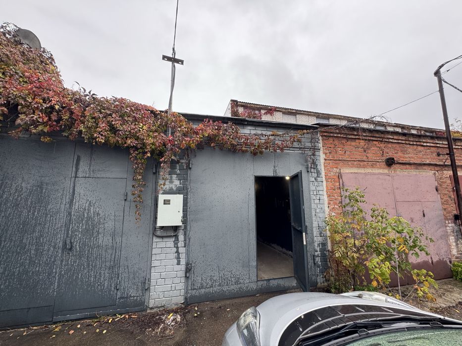 Довгострокова оренда гаражу