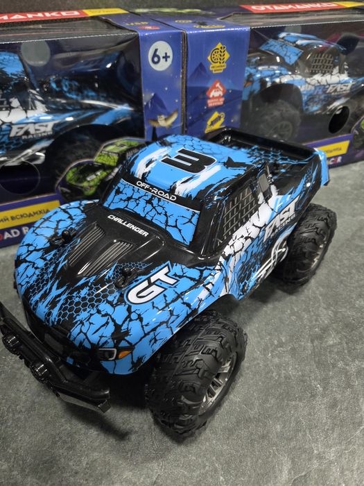 Машинка на радіокеруванні OTAMANKO Швидкісний всюдихід OFF-ROAD RACER