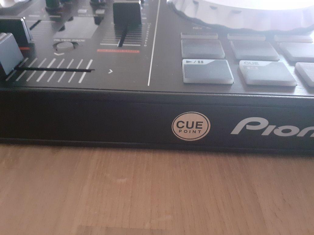 Kontroler Pioneer DDJ SB2