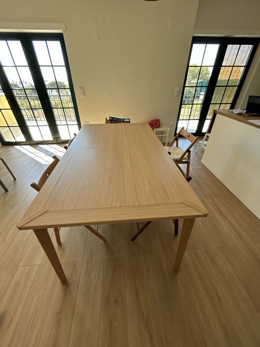 Mesa extensivel de carvalho  (180 a 270 cm)