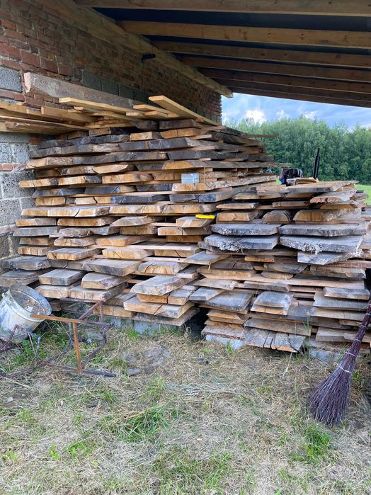 Deska dąb tarcica dębowa brusy dębowe sezonowane okorowane