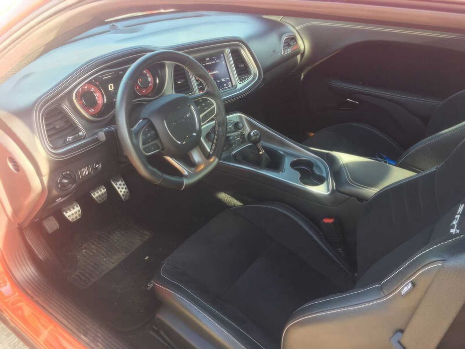 Dodge Challenger SRT Hellcat      2020