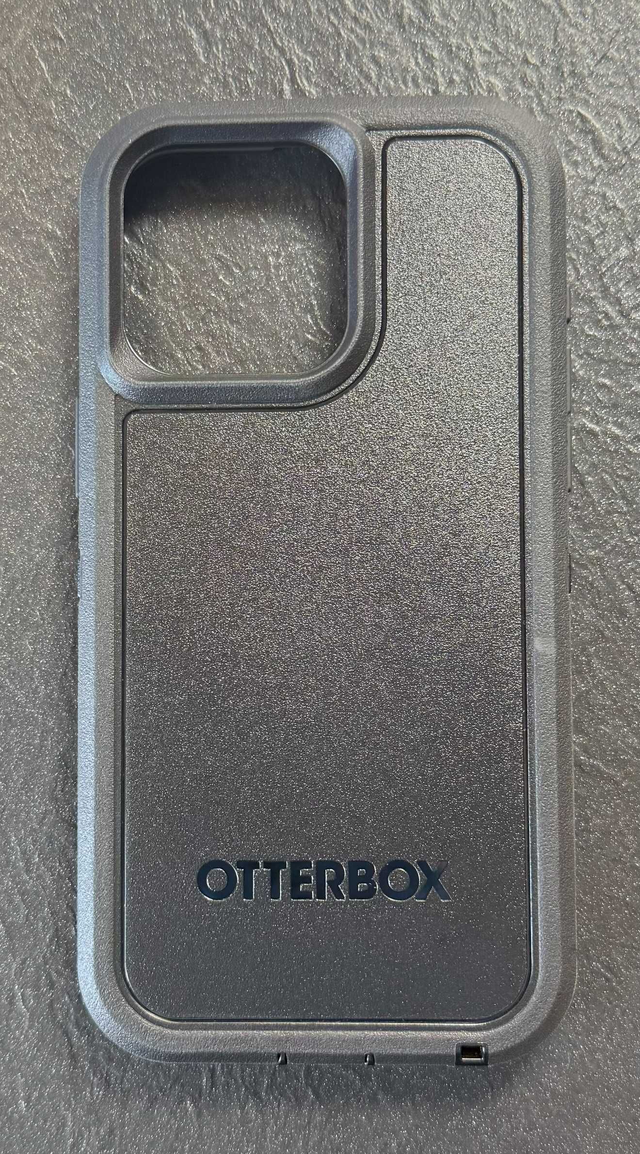 Plecki Otterbox do Apple iPhone 15 Pro Max czarny