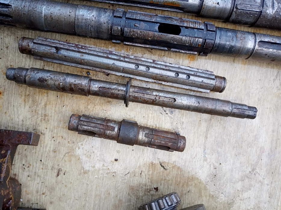 запчастини до фрезеро-токарного обладнення