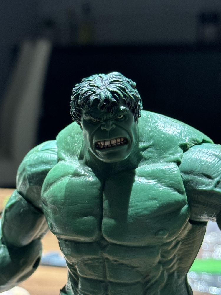 Продам фигурку халк hulk toy biz marvel