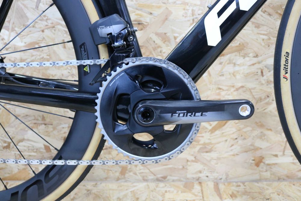 Bicicleta disco Felt AR - Sram Force AXS - Rodas carbono - Nova