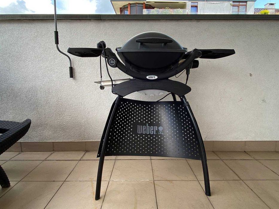 grill elektryczny Q 1400 ze stojakiem WEBER  jest nowy,użyty 2 razy
