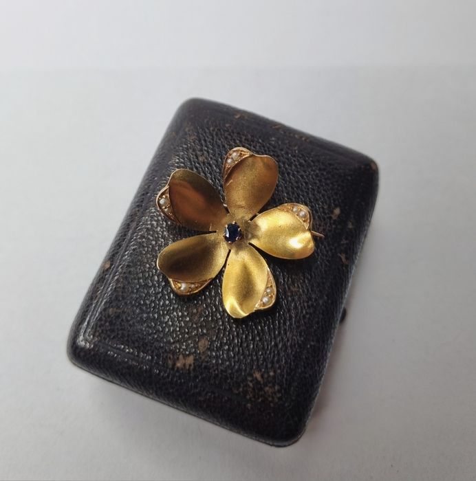 Wiktoriańska broszka złota z perłami i szafirem złoto 585