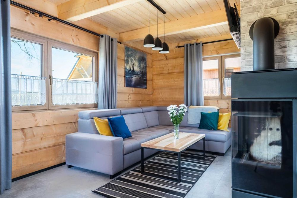 Drewniany domek w pobliżu Zakopanego na Sylwestra