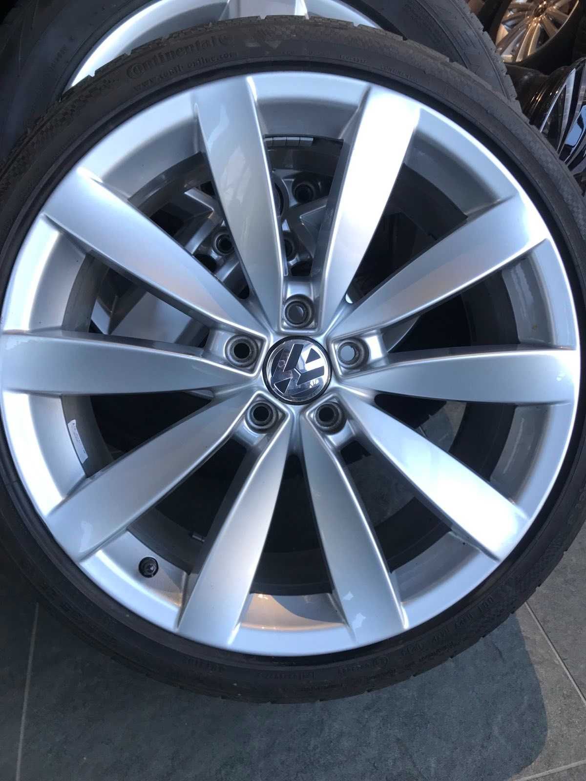 Диски оригінал 5х112 R19 VW Volkswagen