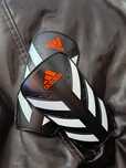Caneleiras adidas pretas