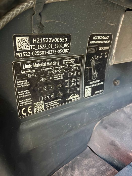 Empilhador usado elétrico Linde E25 - 2500 kg - 2019