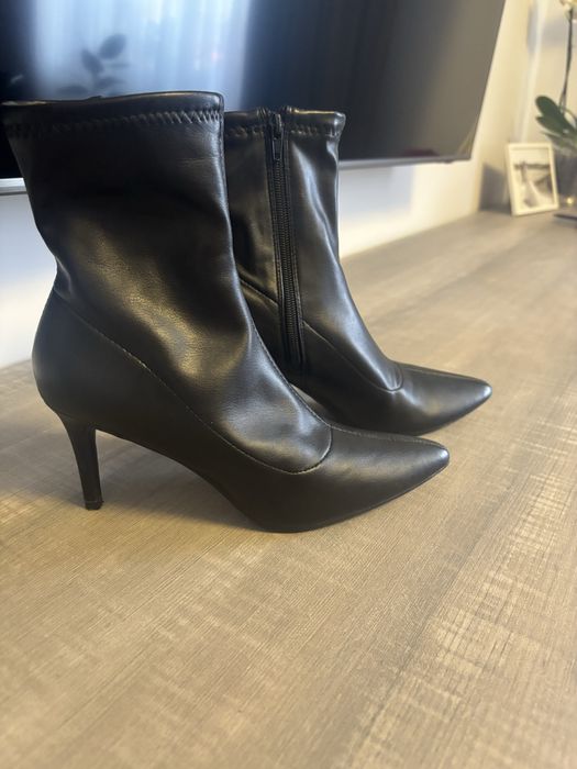 Черевички весняні