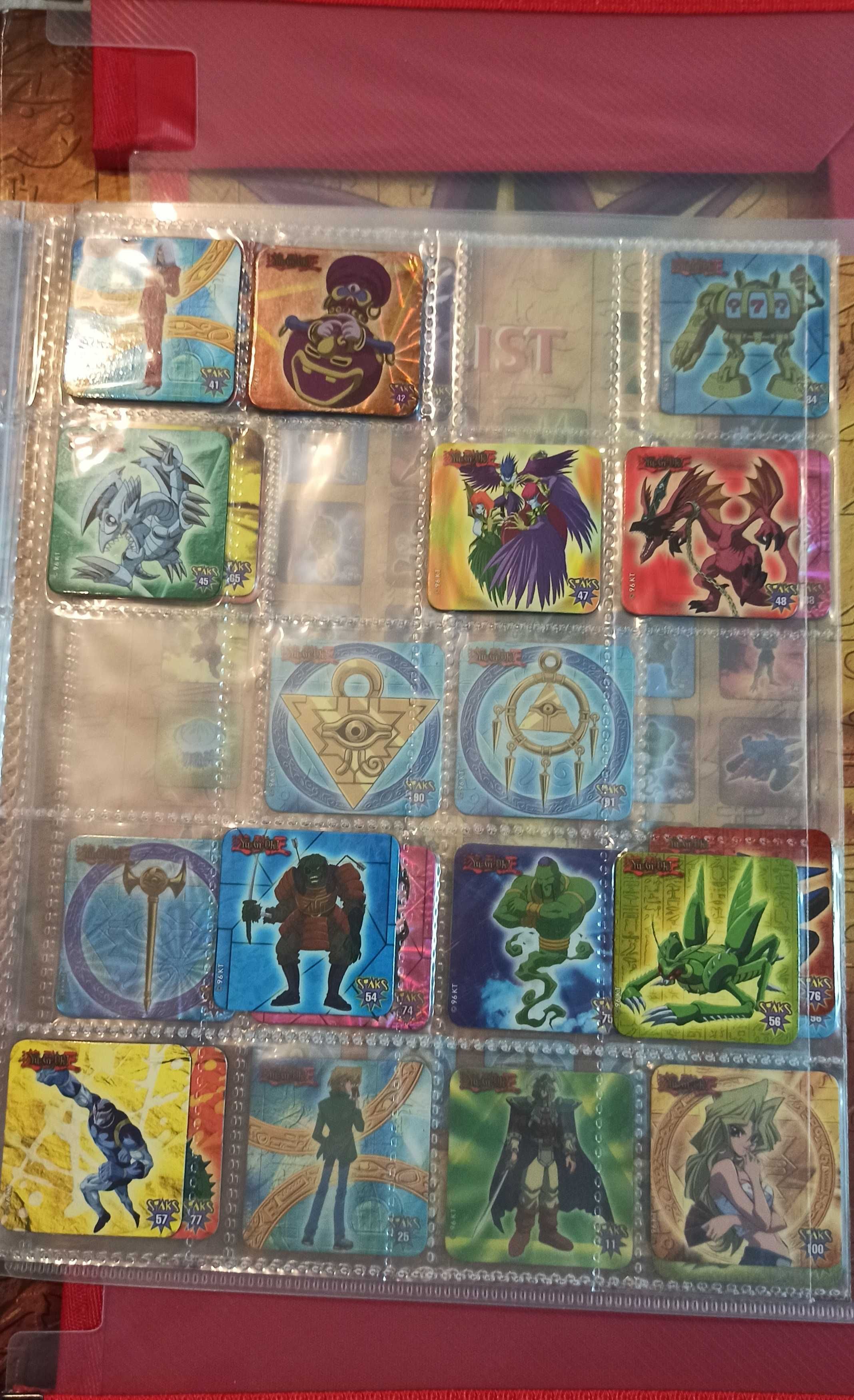 Caderneta e 58 Staks Yo-Gi-Oh