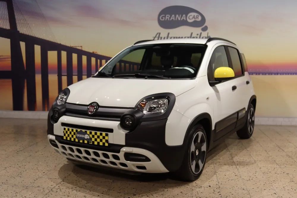 Fiat Panda 1.0 Hybrid Pandina