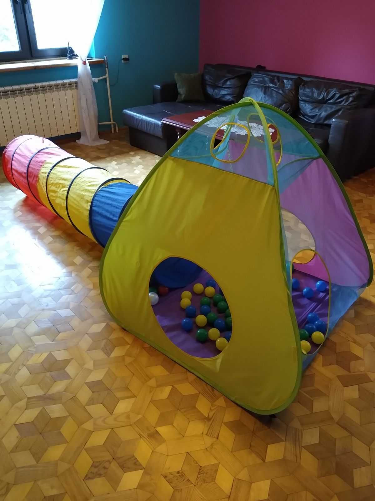 Sprzedam namiocik z piłeczkami wraz rurą do przechodzenia i