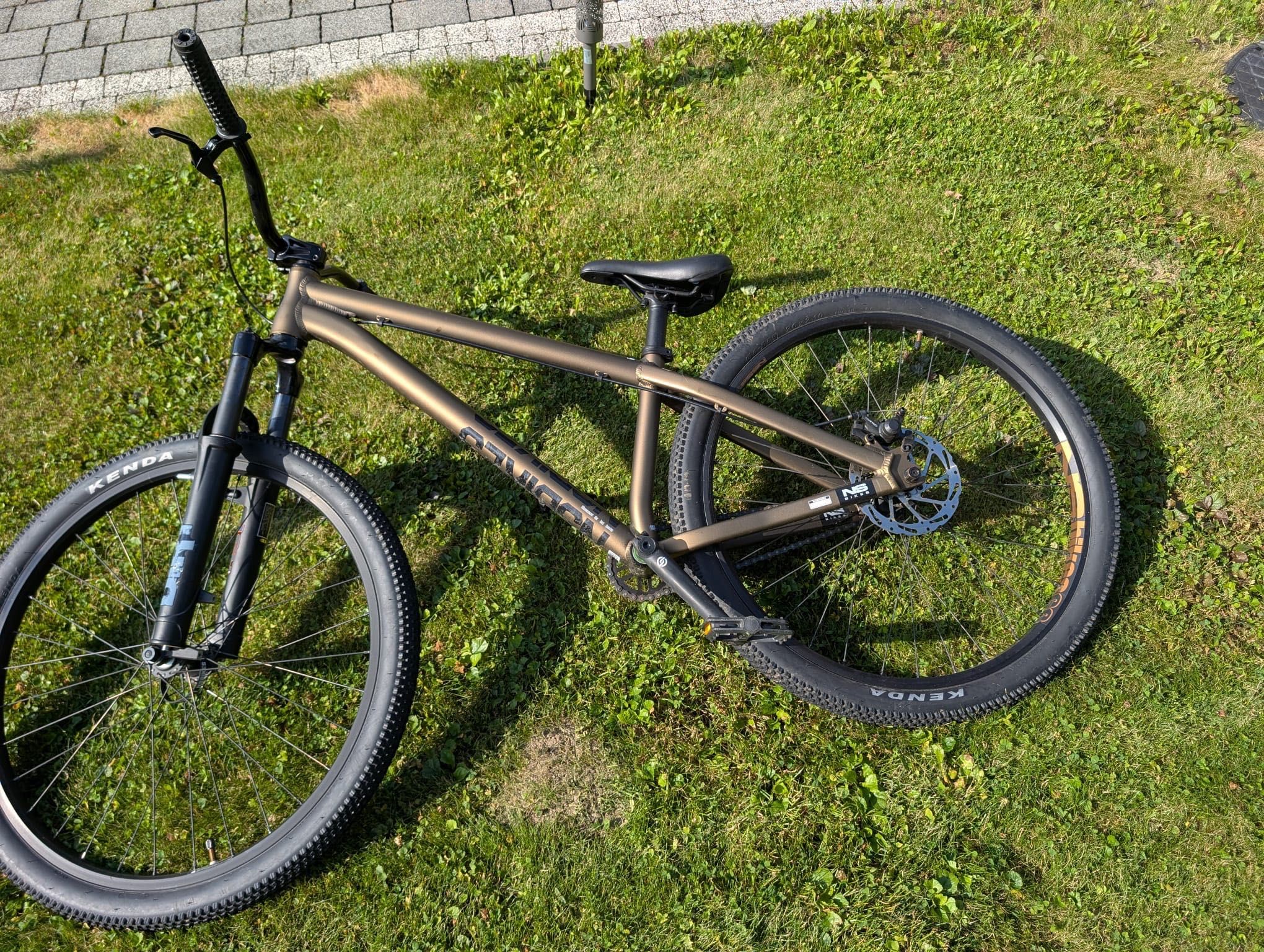 Rower dirt NS Bikes Movement 3 2023