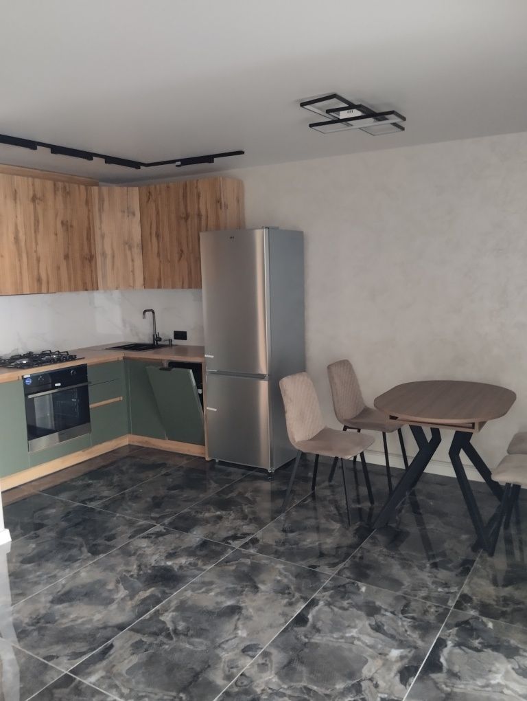 Продається 2 км квартира на Смакули