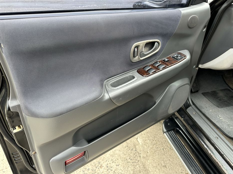 Продам Mitsubishi Pajero Sport на автомате газ/бензин!