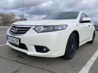 Продам Honda Accord 2011 автомат 2.0 л