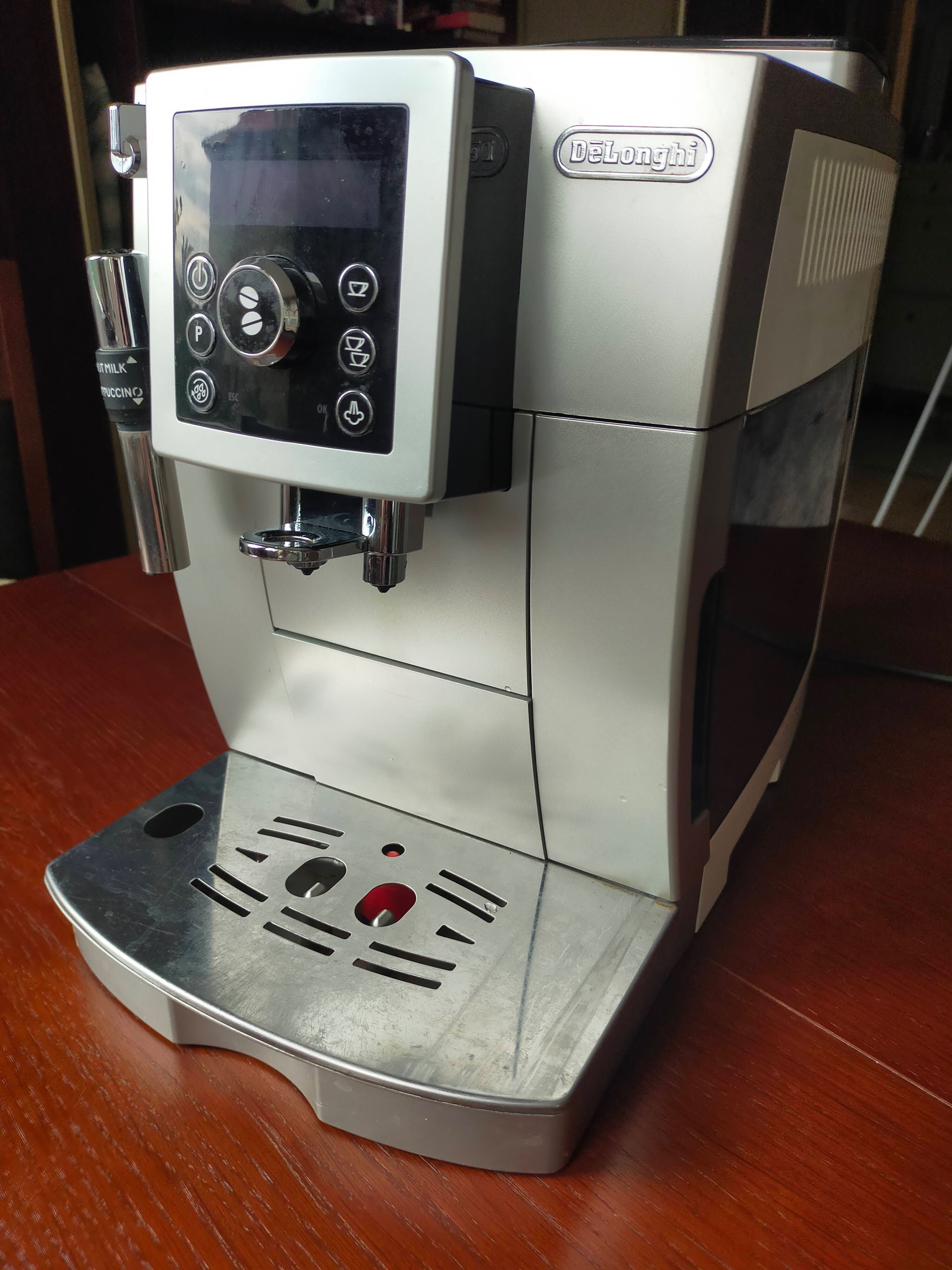 Ekspres do kawy DeLonghi