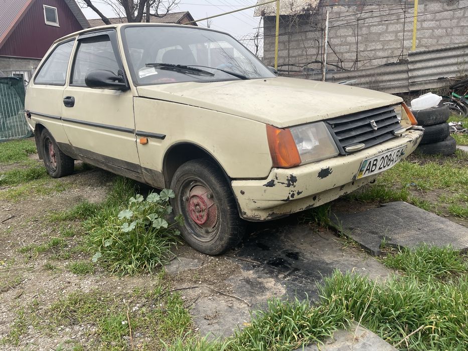 Заз таврия на полном ходу.