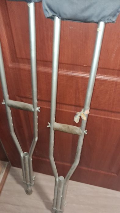 КОСТЫЛИ алюминий