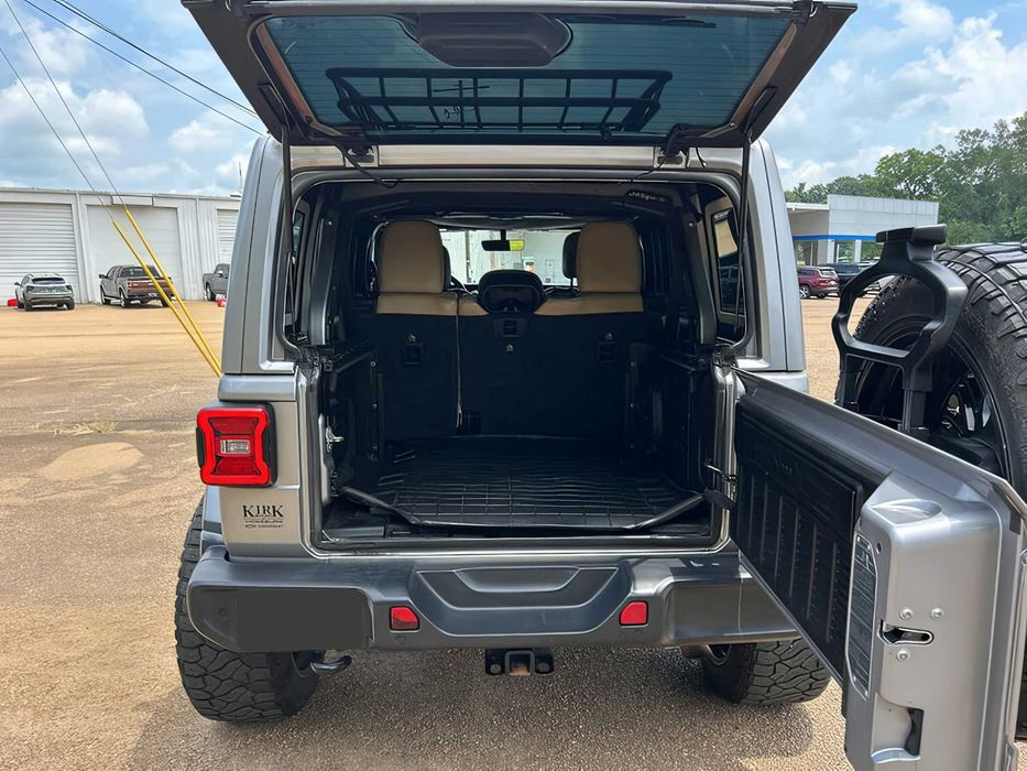 Jeep Wrangler      2018