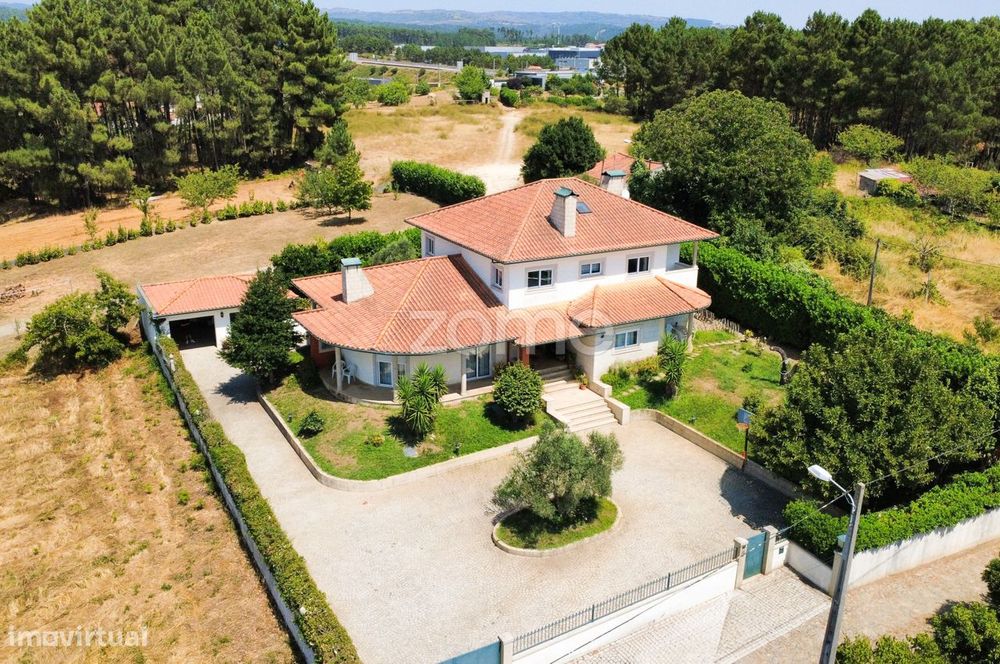 Moradia para venda na Portela, Vila Real