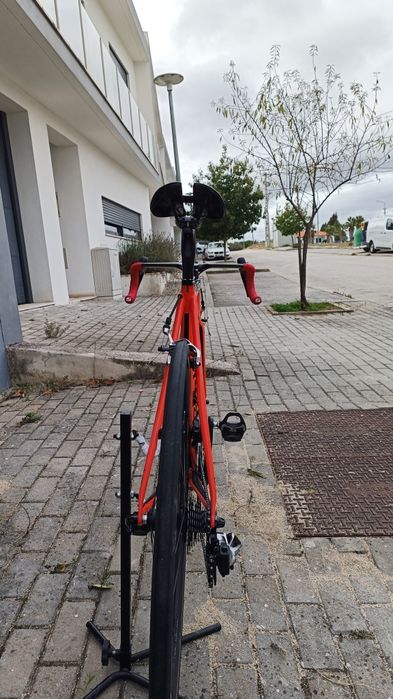 Cannondale supersix evo hi mod SRAM RED ETAP eletrônico. Bike de topo