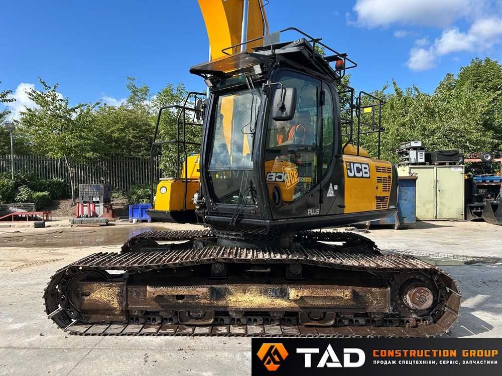 Гусеничний екскаватор JCB JS 220 LC