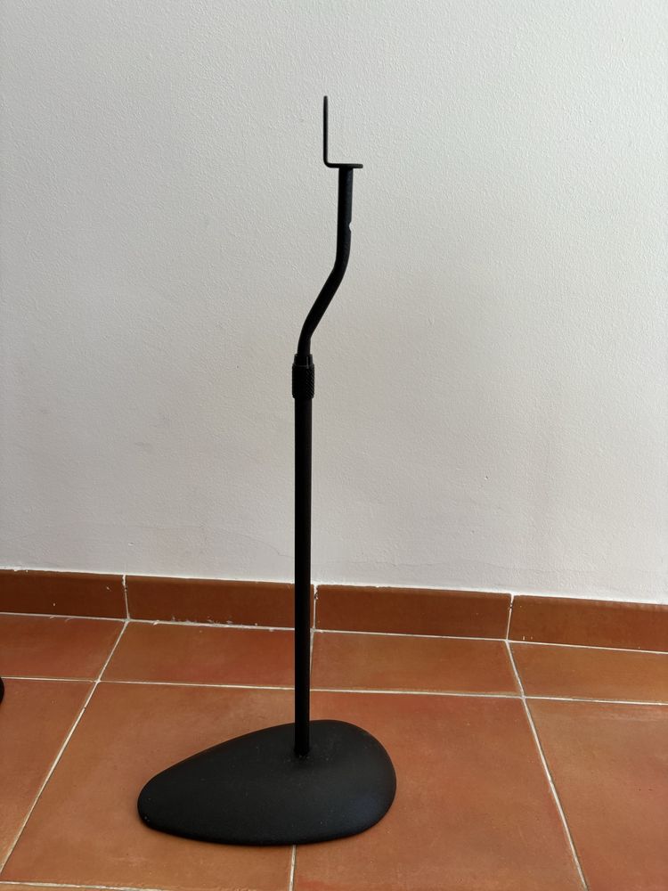 Suportes para altifalantes satélite