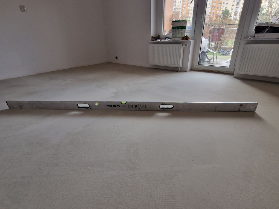 Wylewki samopoziomujące, wyrównywanie podłoża