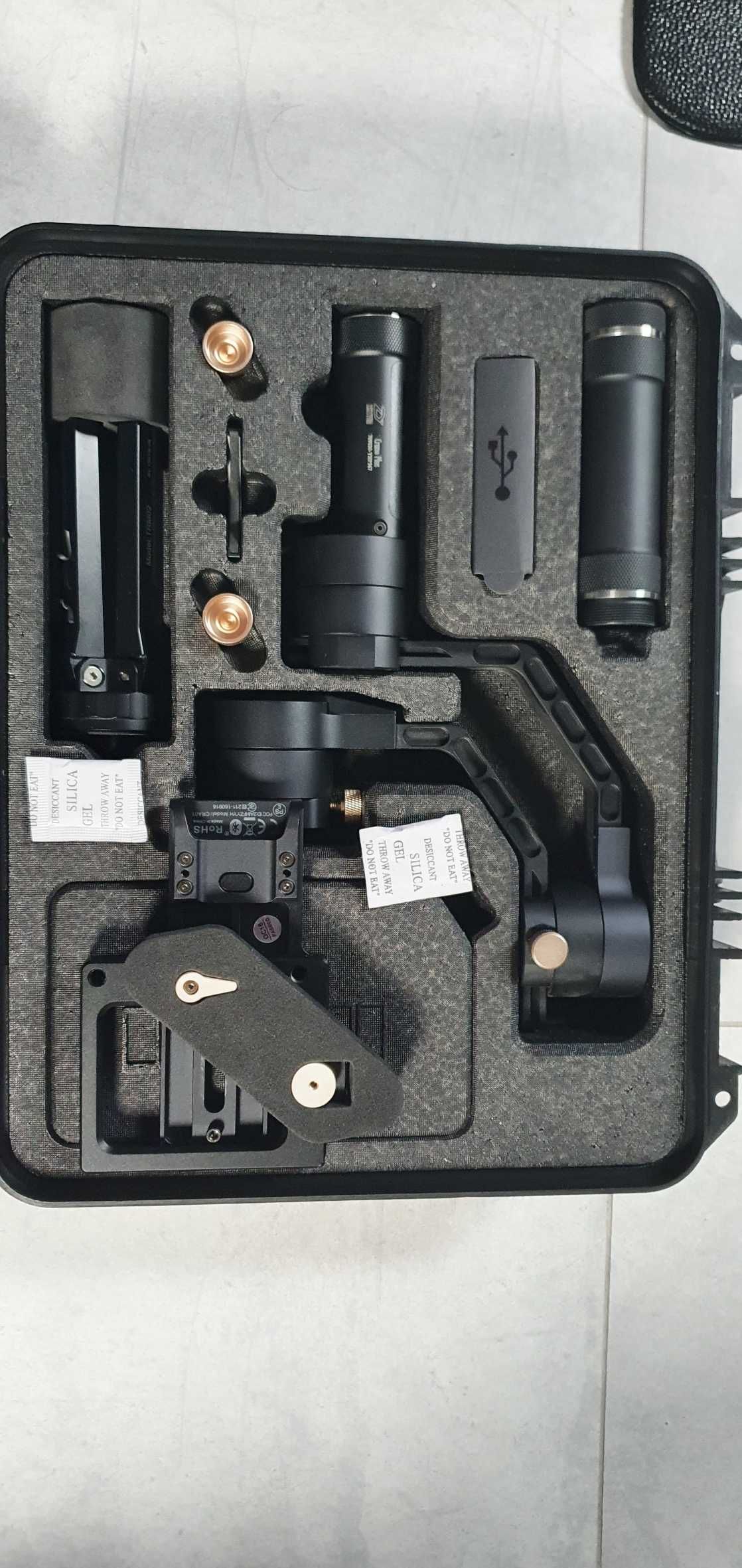 ZHIYUN Crane Plus + Uchwyt TransMount Mini Dual Grip