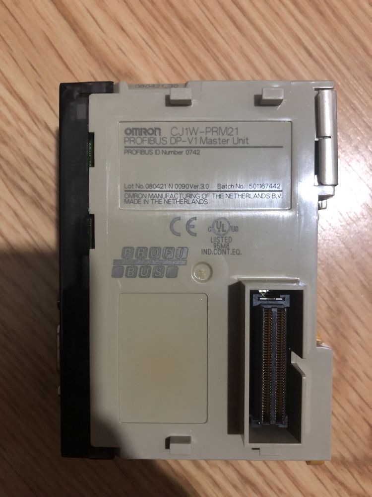 Omron CJ1W ID211